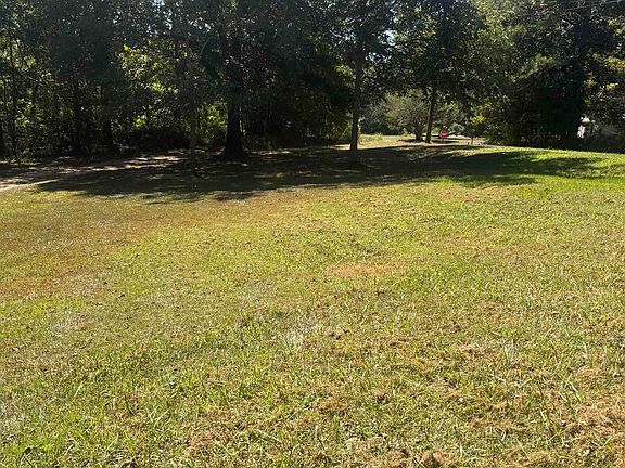 2nd image of 390 Old Macedonia Rd