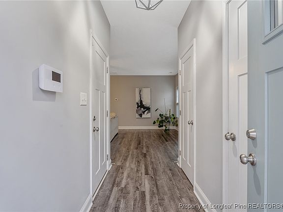 5th image of 520 Abbottswood Dr