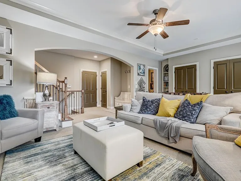 2114 W Village Xing SE — Photo 28