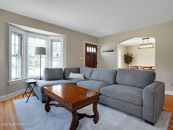 5th image of 2208 Wadsworth Ave