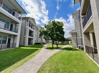 Costa Rialto, Houston, TX 77032