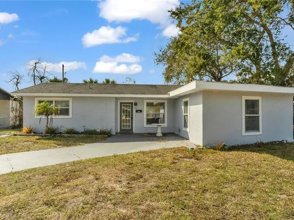 628 Cedar Park Dr, Daytona Beach, FL 32114