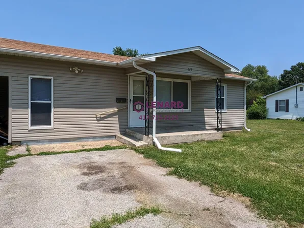 723 E College St, Bolivar, MO 65613