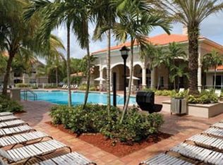 300 SW 147th Ave, Pembroke Pines, FL 33027