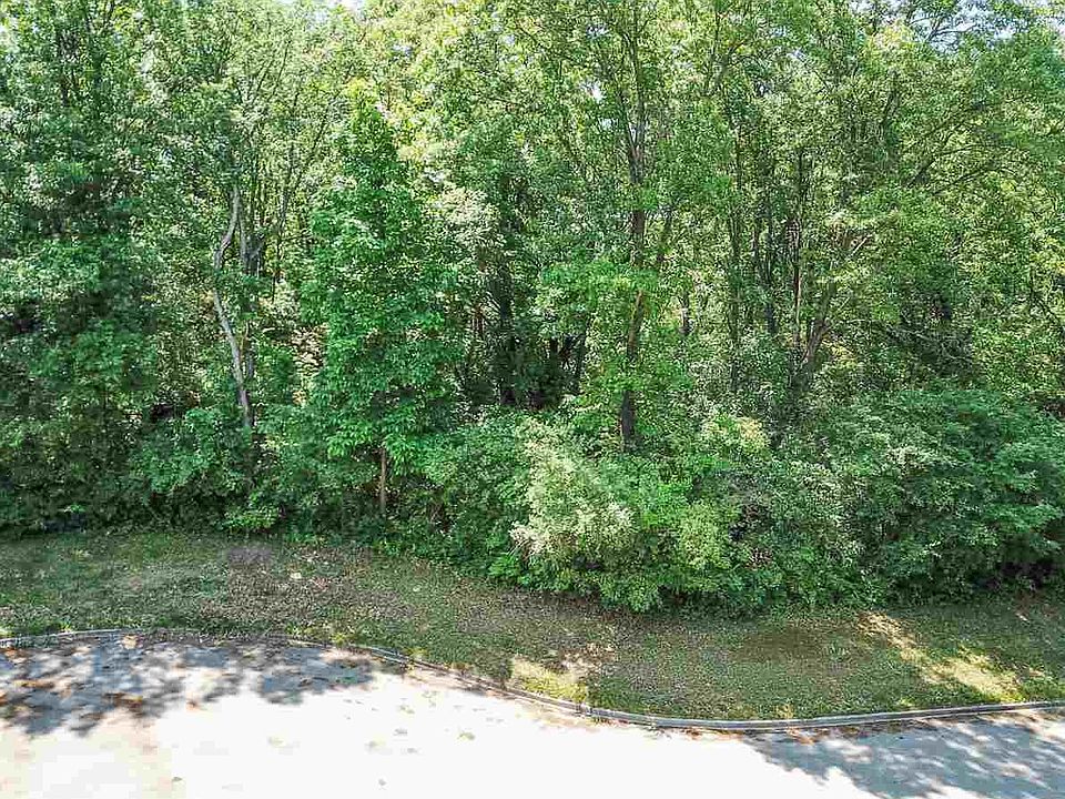 1st image of 7111 Forest Oak Dr