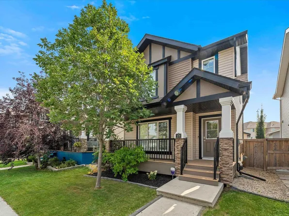 37 Santana Cres, Fort Saskatchewan, AB T8L 0N8