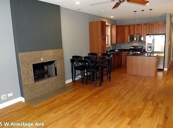 3rd image of 1855 W Armitage Ave #117