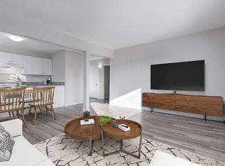 911 Preston Ave S #2, Saskatoon, SK S7H 2V3