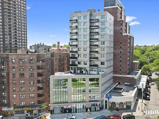 Sold by Berkshire Hathaway HomeServices Laffey International Realty | media 1