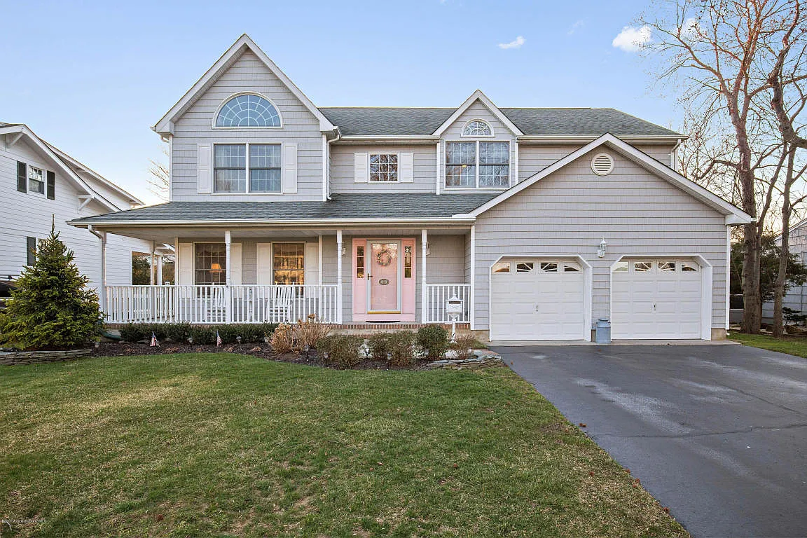 26 Monmouth Pkway photo 1