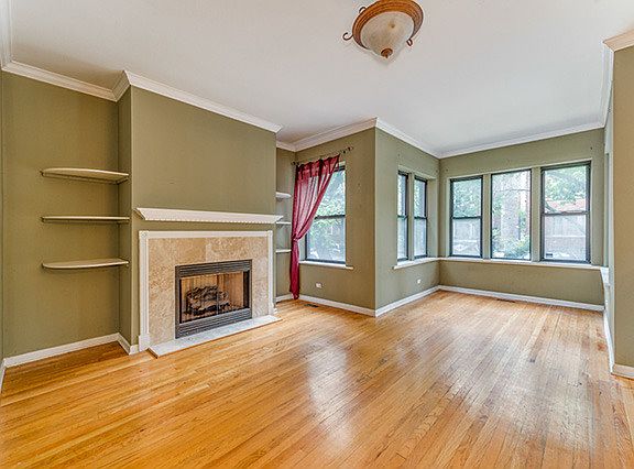 3rd image of 6455 N Bosworth Ave #1