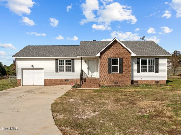 89 Sandy Bluff Court, Sanford, NC 27332