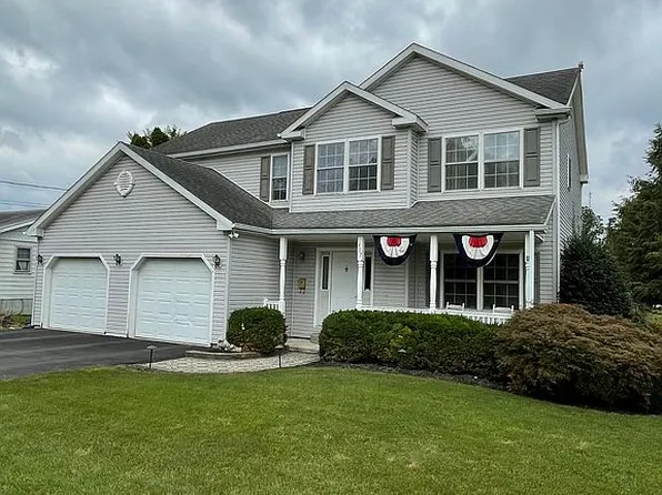 407 Shambach St, Middleburg, PA 17842