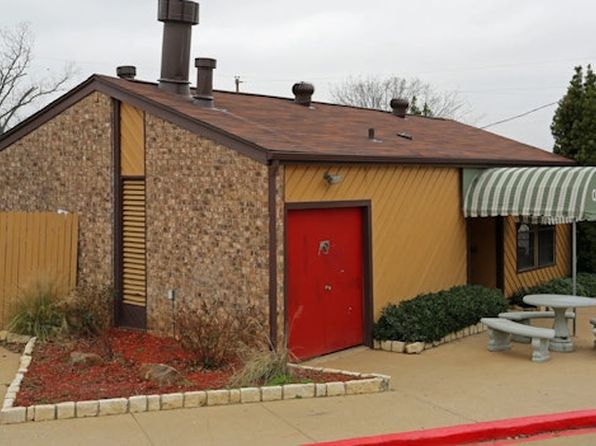 306 Vine St #516