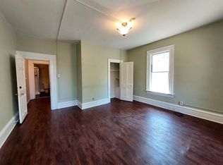 904 N Garfield Ave APT B, Peoria, IL 61606