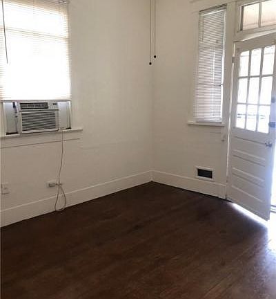 3rd image of 817 De Armas St