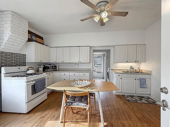 5th image of 837 5th St