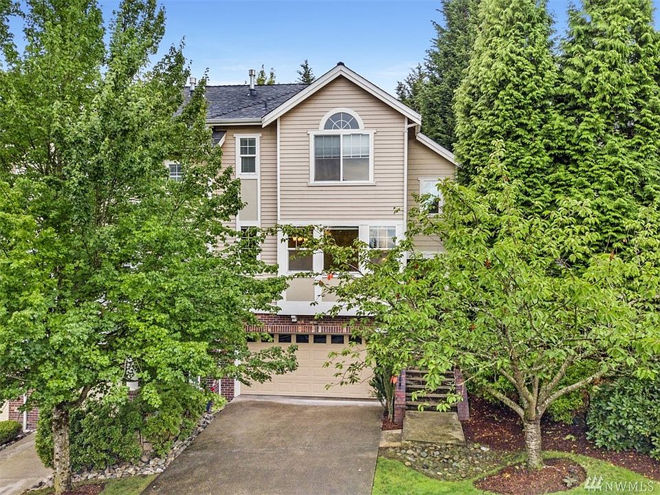1st image of 13217 NE 154th Dr #2C