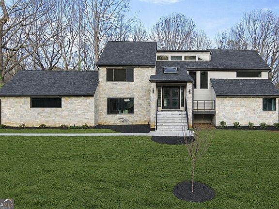 2nd image of 250 Bruton Way
