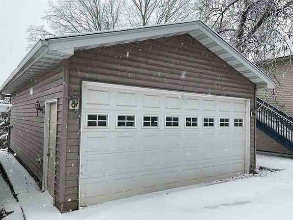 4th image of 3000 Devon Ln