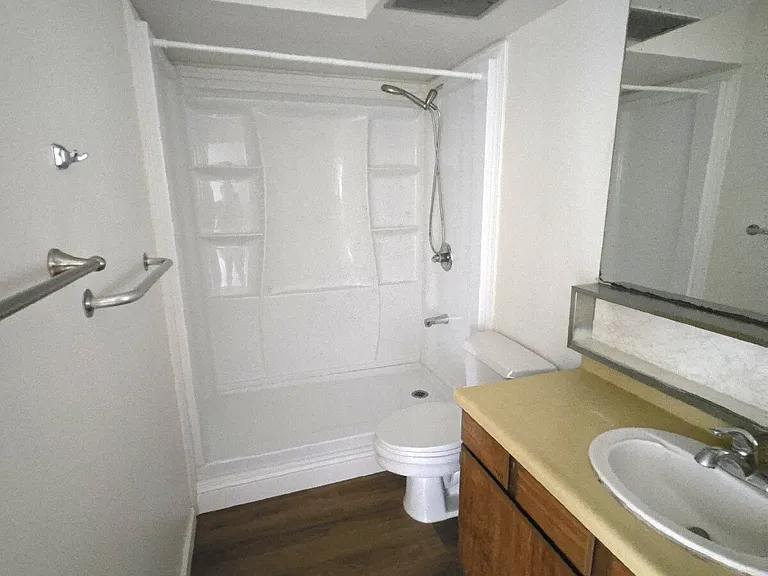 430 Keoniana St #514 — Photo 14