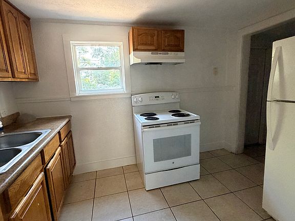 4th image of 3534 17th Ave S