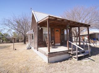 1800 Newport Rd, Weatherford, TX 76086