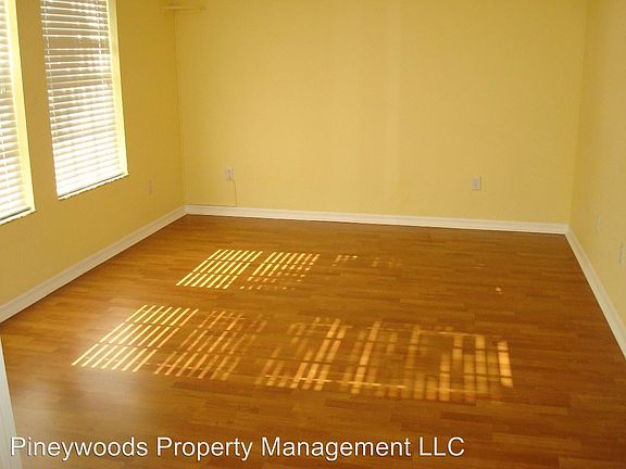 4th image of 121 Kiana Dr