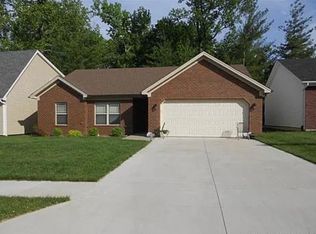 8210 Rachel Ln, Sellersburg, IN 47172