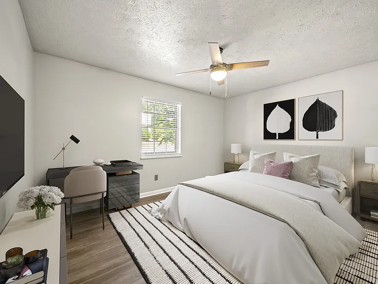 Woodland Falls Apartments — Photo 5