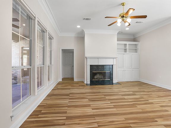 4th image of 37306 Prairie Dr