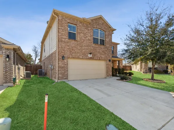 1704 Kachina Lodge Rd, Fort Worth, TX 76131