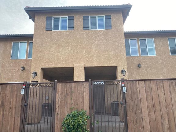 3rd image of 2108 Tienda Dr