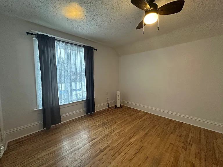 1104 W Kiernan Ave — Photo 8
