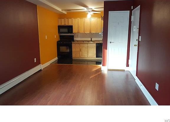 2nd image of 838 Pelhamdale Ave APT 1V