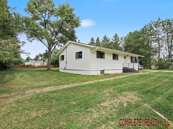 326 S Livingston St, West Branch, MI 48661