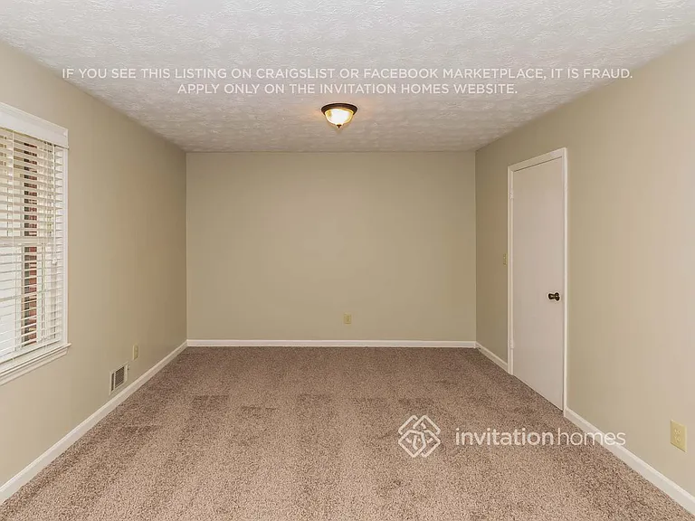 2764 Michelle Cir — Photo 9