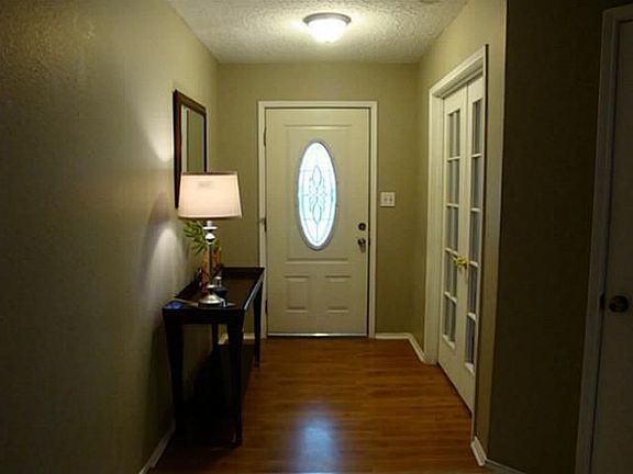 4th image of 3403 Jacobs Dr