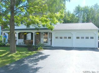 5464 Topsfield Ln, Clay, NY 13041