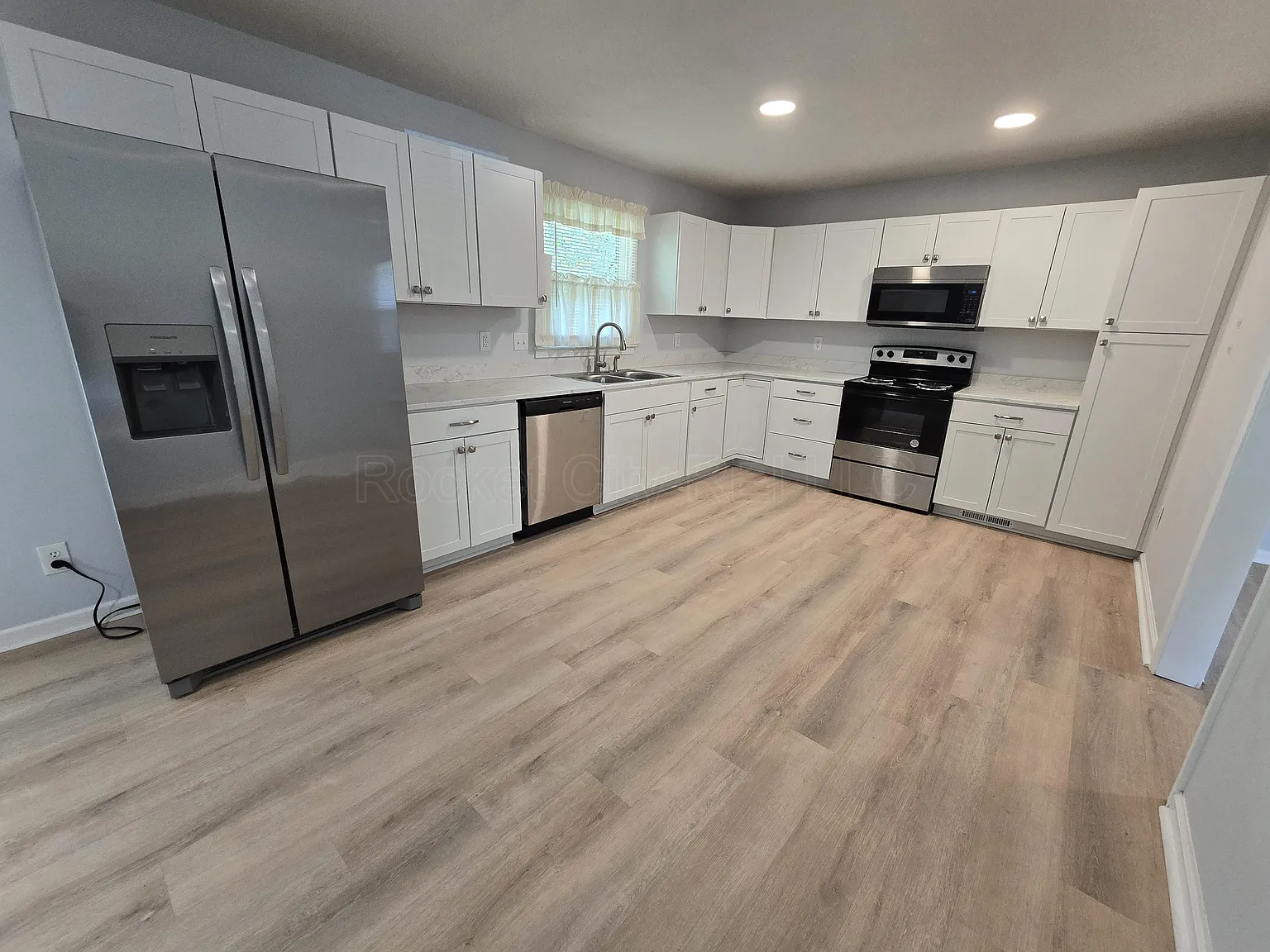 4 bed, 1670 sqft, $1,650 — Photo 3