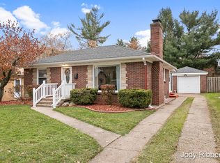 808 Bristol Ave NW, Grand Rapids, MI