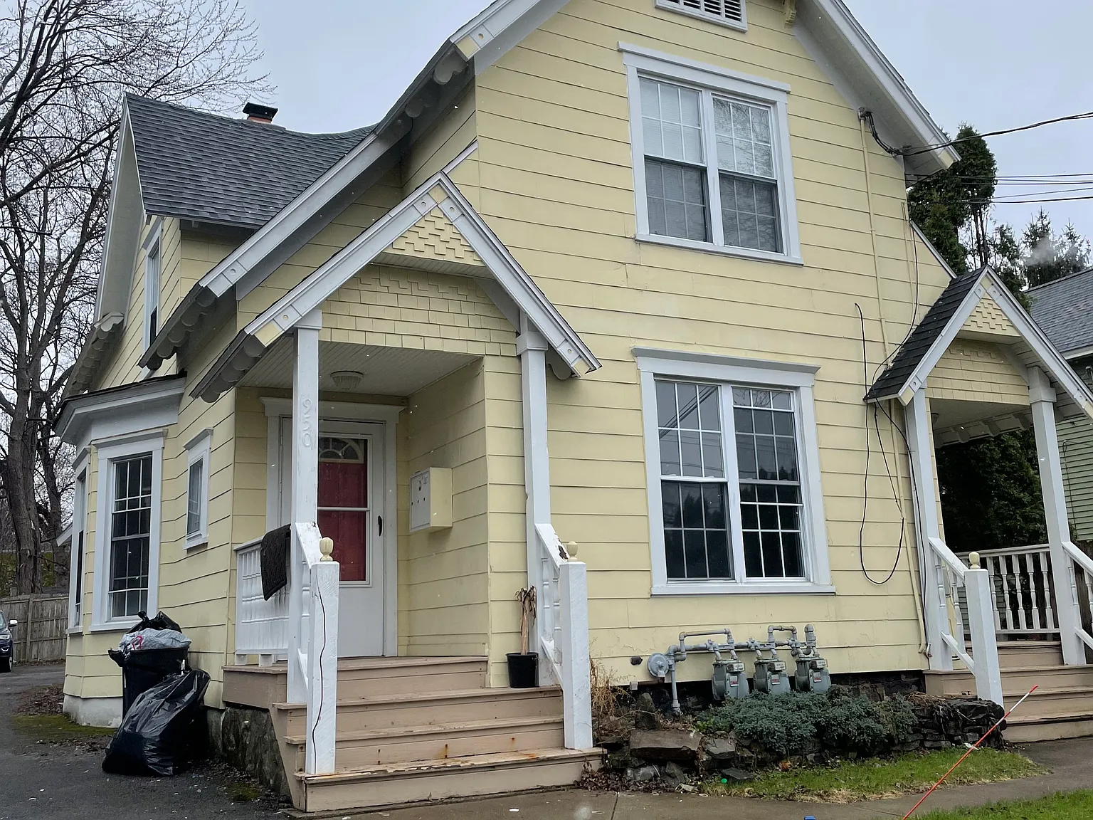 1 bed, 800 sqft, $995 — Photo 1