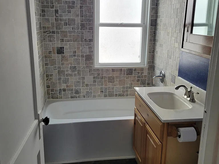 151 Edgewood Ln #1 — Photo 6