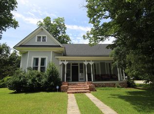 301 5th St, Waynesboro, GA 30830