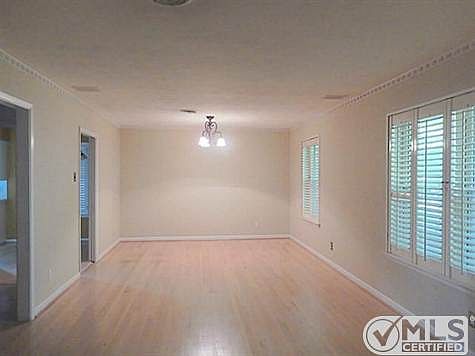 3rd image of 9207 Livenshire Dr