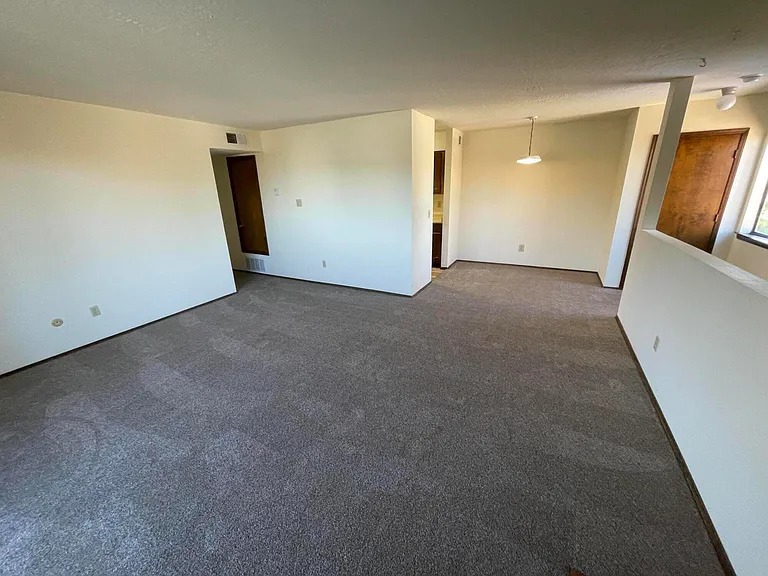 11420 Prospect Ave NE #D — Photo 5