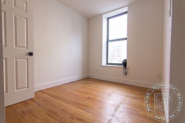 2nd image of 58 Kenmare St #8