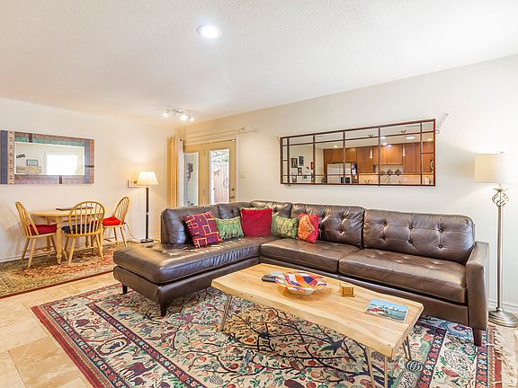 Living area, opposite view