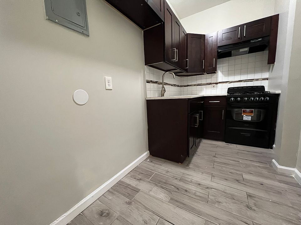 1st image of 812 Clinton Ave #1E