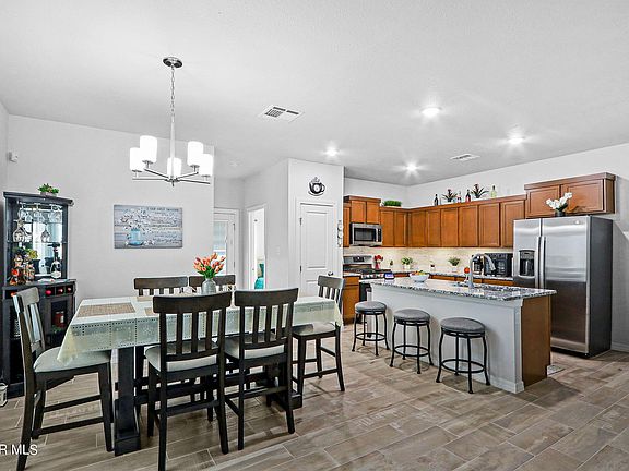 5th image of 605 Paseo Dulce Ave